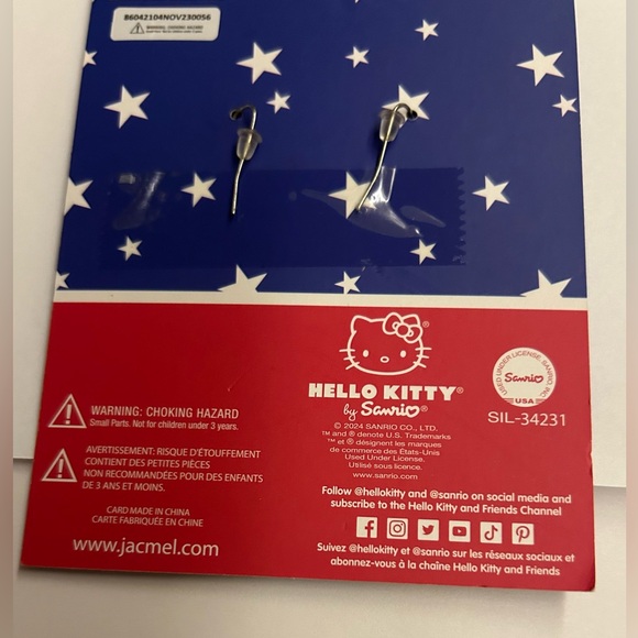 New Hello Kitty Pierced Earrings Sanrio Claire's - Picture 8 of 12